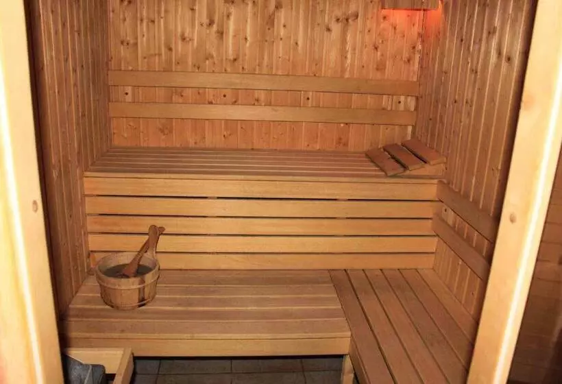 Green Hisar Hotel Family