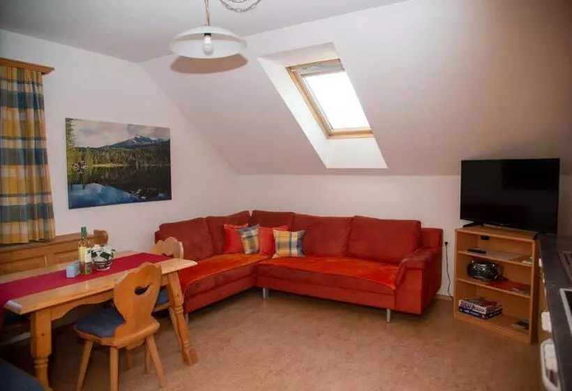 Hotelli Ferienwohnung Seifterhof