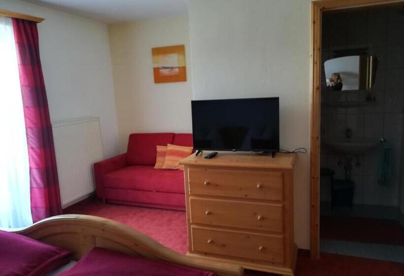 ホテル Ferienwohnung Seifterhof