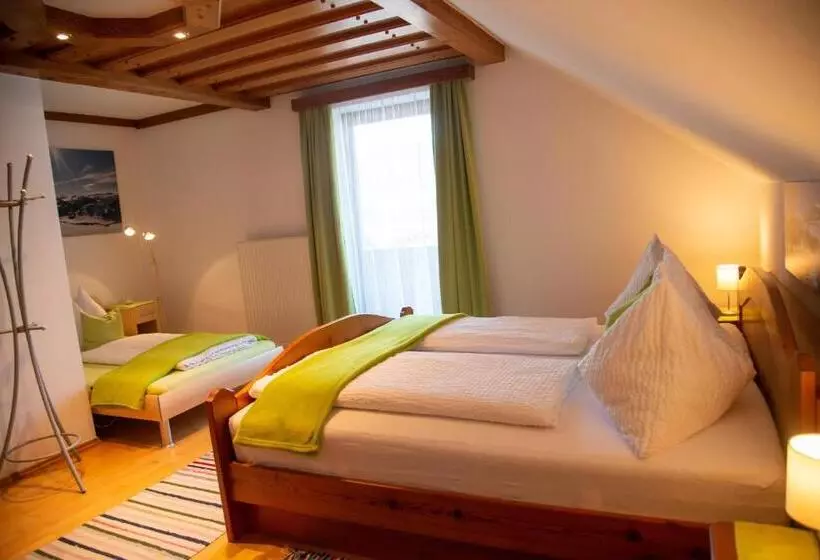 Hotelli Ferienwohnung Seifterhof