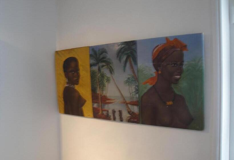 Le Buzet Bleu Bed & Breakfast