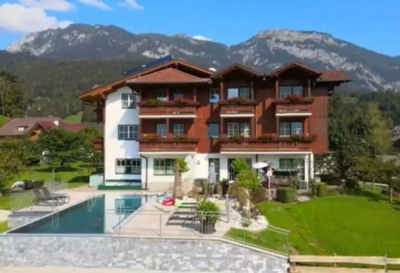 Majatalo Gästehaus Hartweger