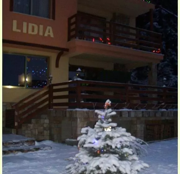ペンション Guest House Lidia