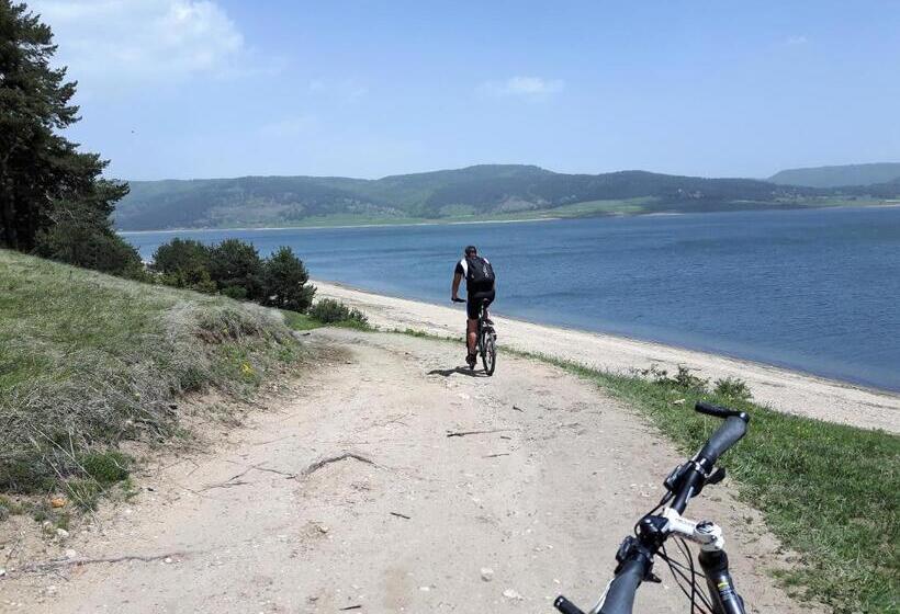 펜션 Guest House Radoychevi