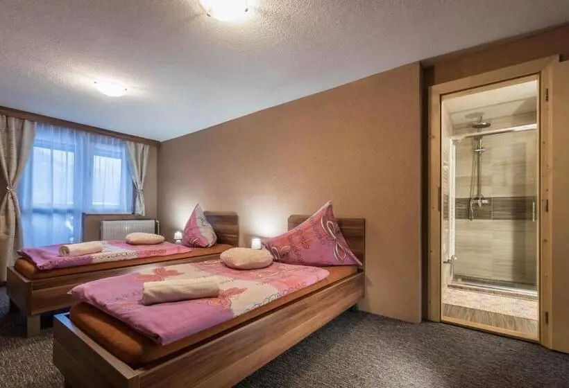 Majatalo Penzión Goraľka