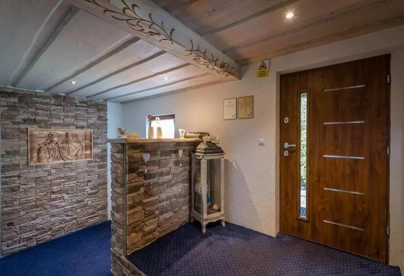 Majatalo Penzión Goraľka