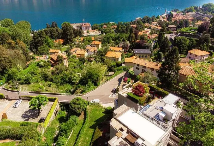 The Art House   By Myhomeincomo