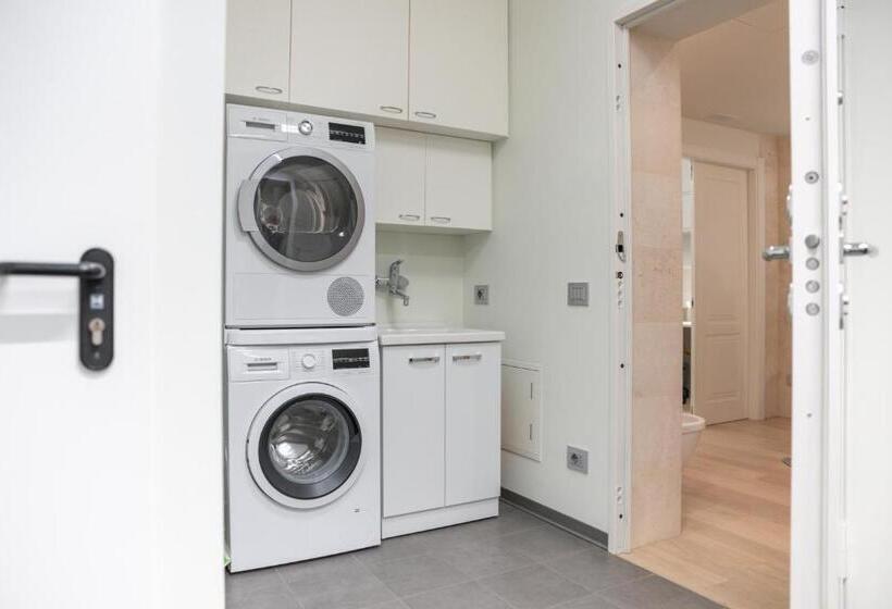 The Art House By Myhomeincomo