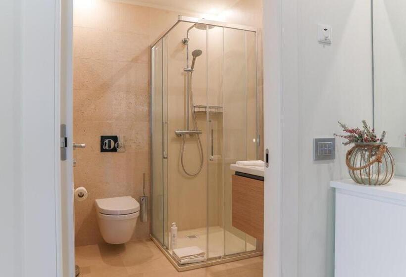 The Art House By Myhomeincomo