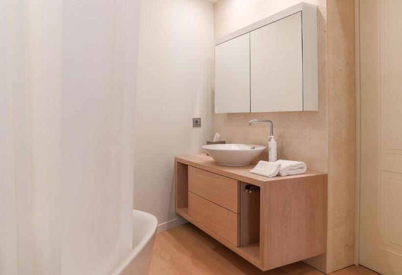 The Art House By Myhomeincomo