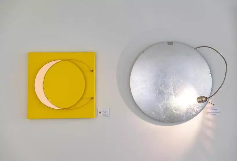 The Art House   By Myhomeincomo