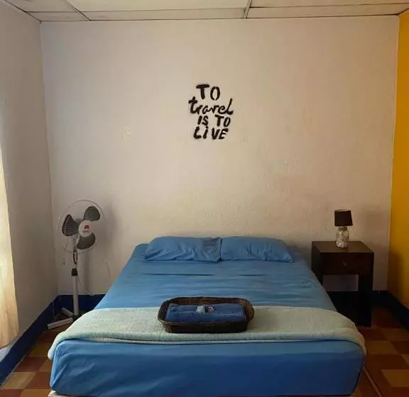 تختخواب و صبحانه Mi Casita Zona 4