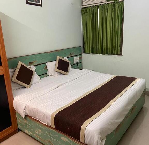 酒店 Oyo 82353 Stay