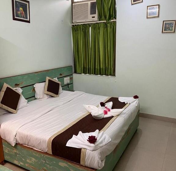 酒店 Oyo 82353 Stay