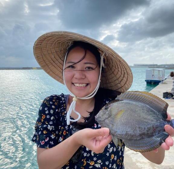 بنسيون ゲストハウス喜舎場