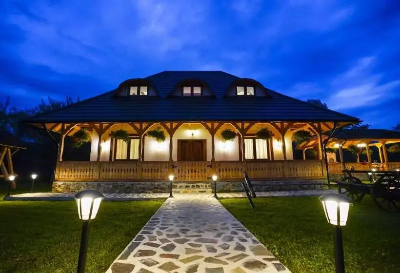ペンション Casa Moroșanului Vișeu De Sus