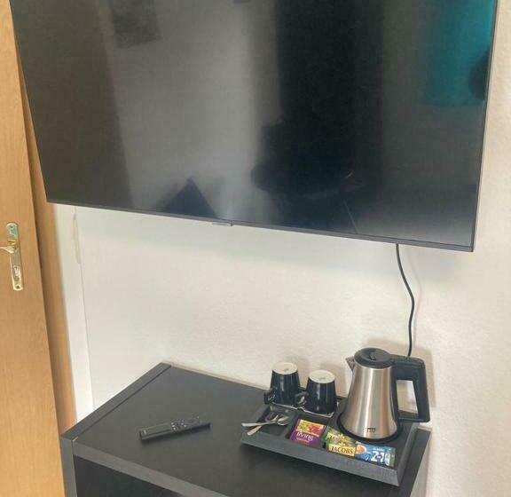 پانسیون Eastside Apartment 5