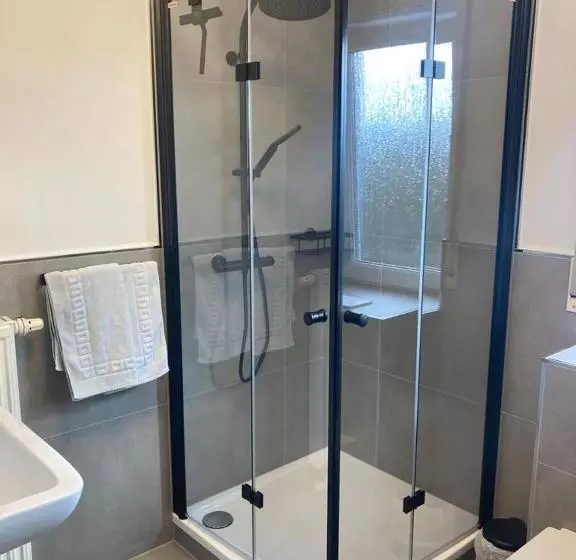 ペンション Eastside Apartment 5