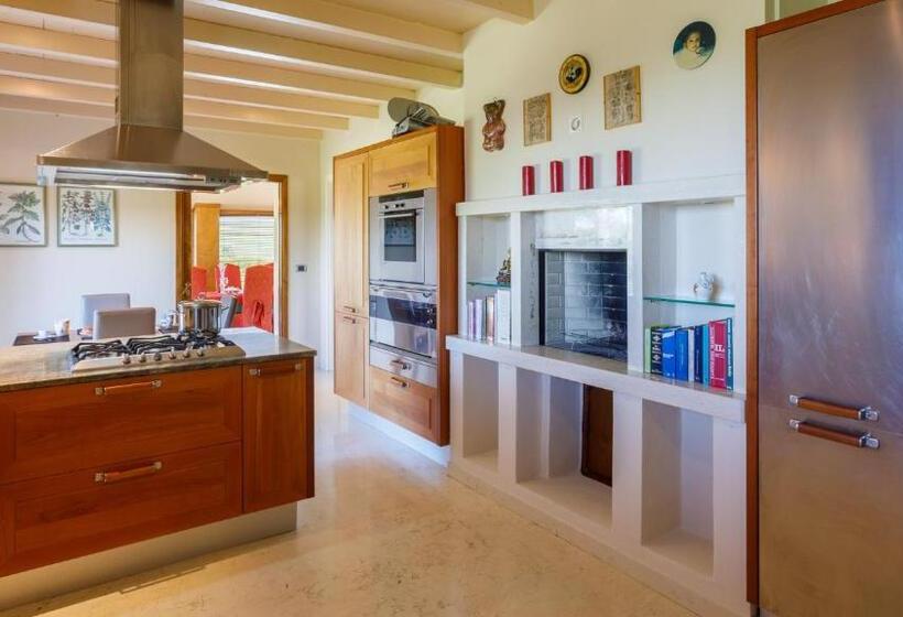 Villa California 6, Emma Villas