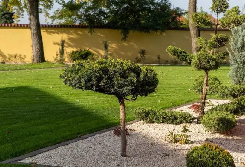 Aamiaismajoitus (B&B) Eprespark Panzió