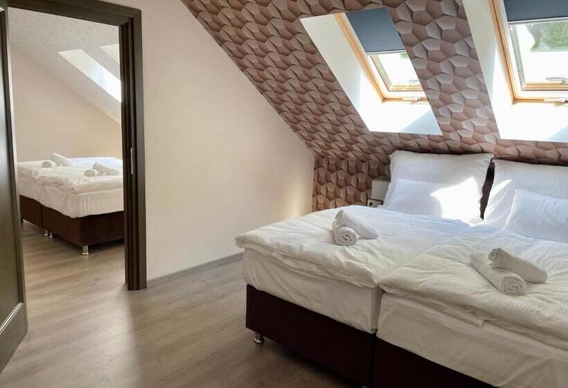 ベッドアンドブレックファースト Eprespark Panzió