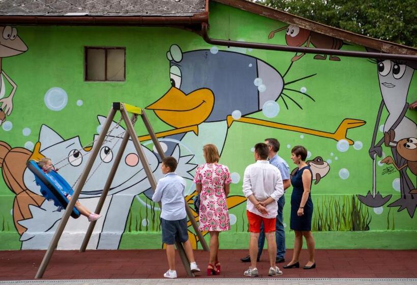 ベッドアンドブレックファースト Eprespark Panzió