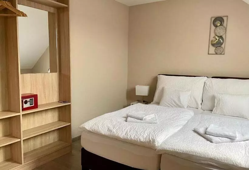 Aamiaismajoitus (B&B) Eprespark Panzió