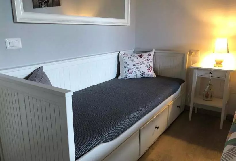 Aamiaismajoitus (B&B) La Casetta Malpensa Guesthouse