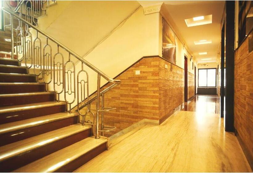 Отель Apples Balaji Inn