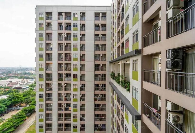 ホテル Redliving Apartemen Serpong Green View   Hapukh Room Tower B