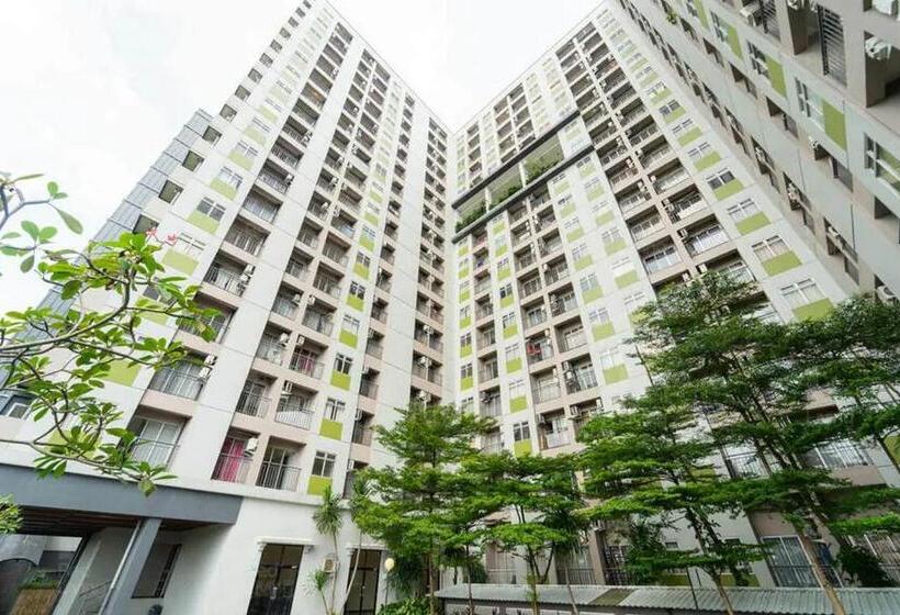 ホテル Redliving Apartemen Serpong Green View   Hapukh Room Tower B