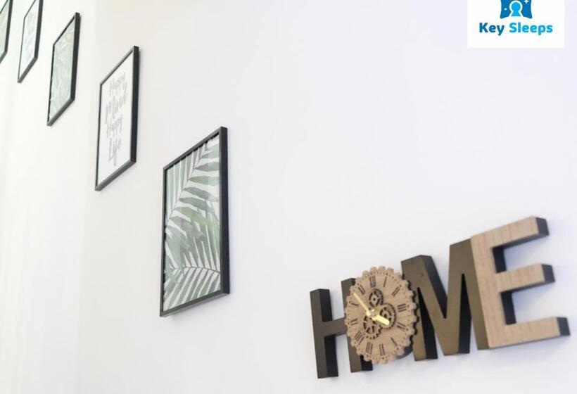 Large House By Keysleeps Short Lets Northampton M1 With Free Parking Contractors Leisure