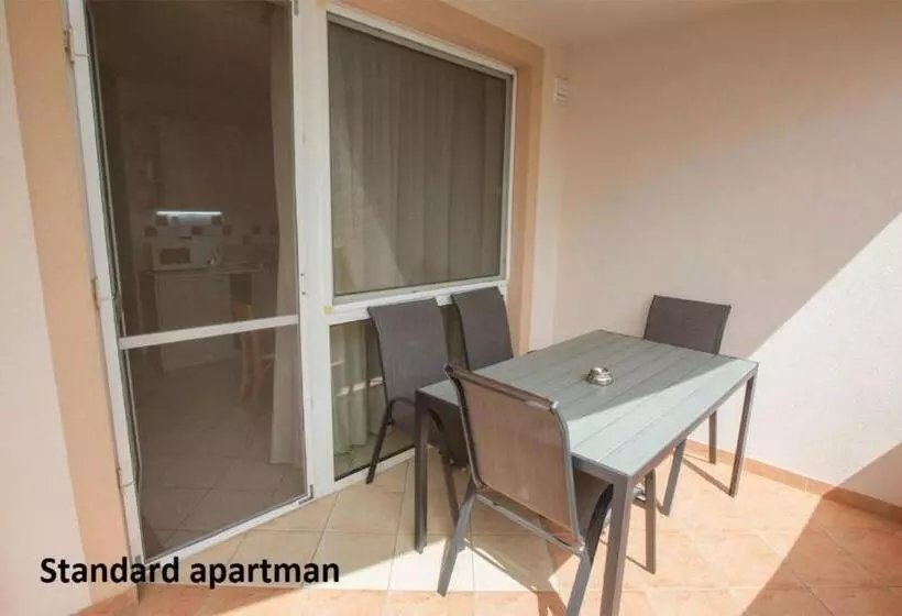 Liza Apartmanok