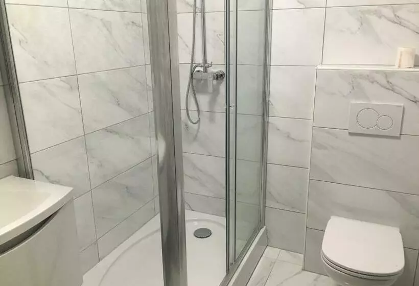 پانسیون Rooms & Apartments Banjac