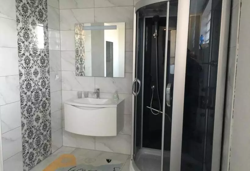 پانسیون Rooms & Apartments Banjac