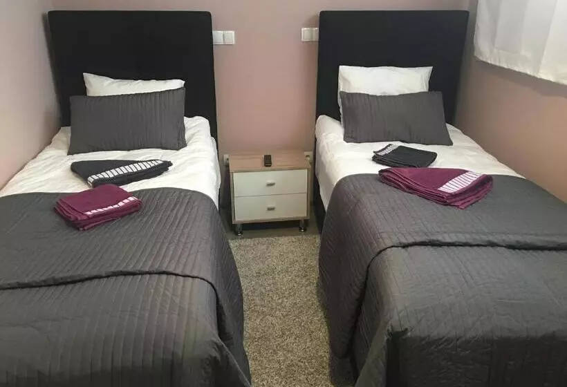 پانسیون Rooms & Apartments Banjac