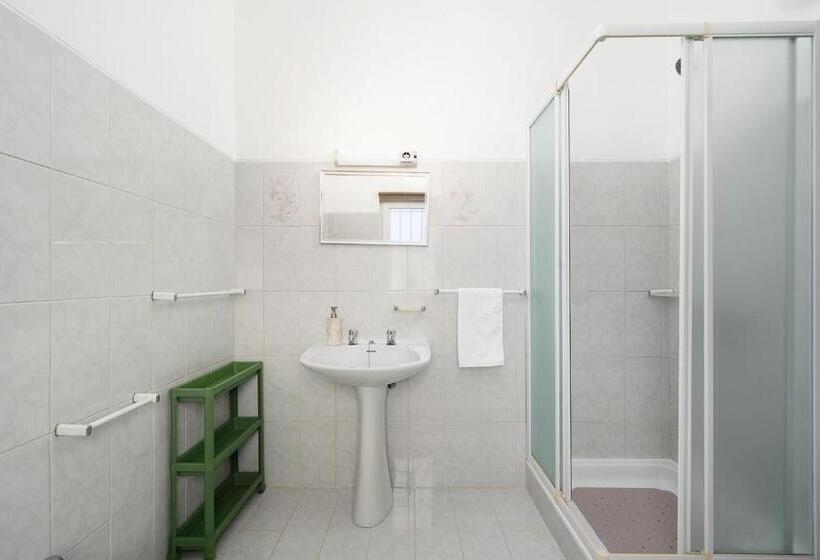 Villa Harpista In Guia By Ideal Homes