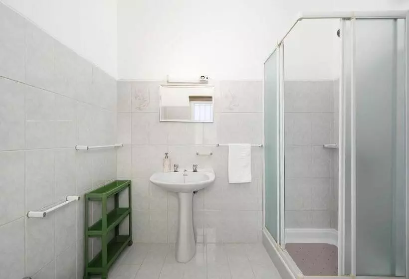 Villa Harpista In Guia By Ideal Homes