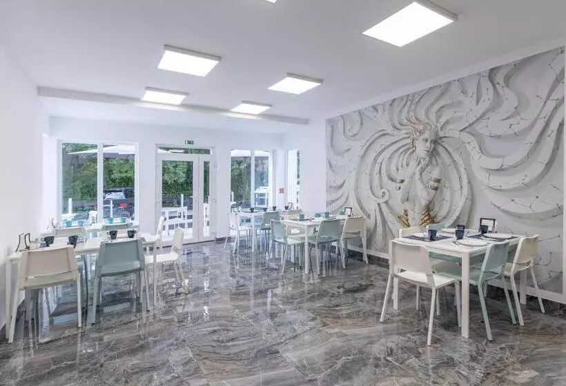 Aamiaismajoitus (B&B) Panzió 81