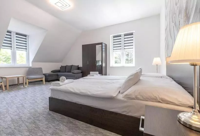 Aamiaismajoitus (B&B) Panzió 81