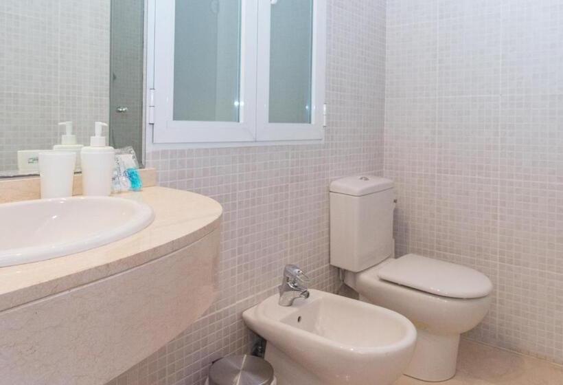 بنسيون Bet Apartments Canovas Rooms