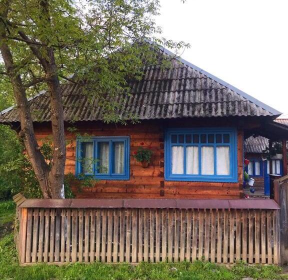 ペンション Căsuța Tivadar