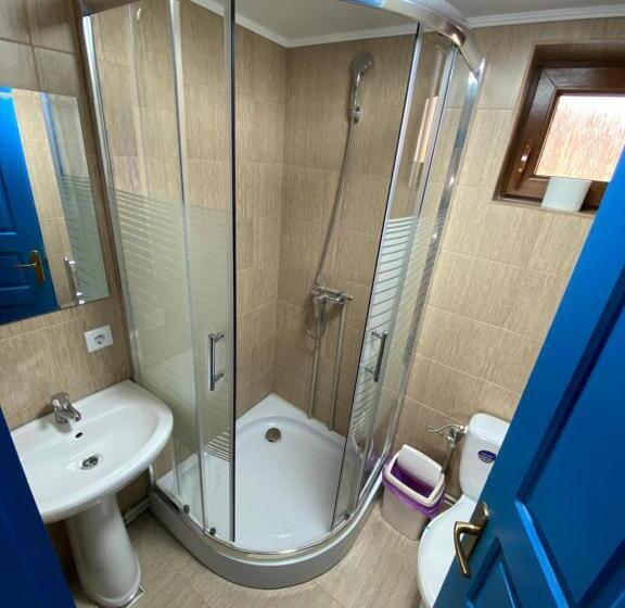 ペンション Căsuța Tivadar