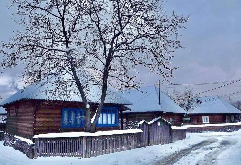 ペンション Căsuța Tivadar