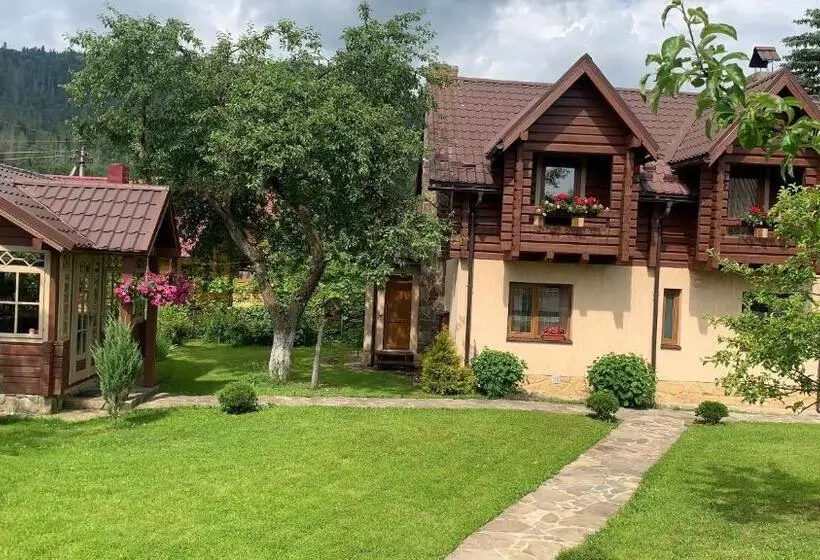 Retkeilymaja у тарнавских