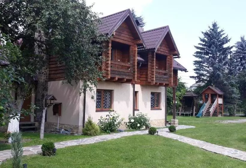 Retkeilymaja у тарнавских