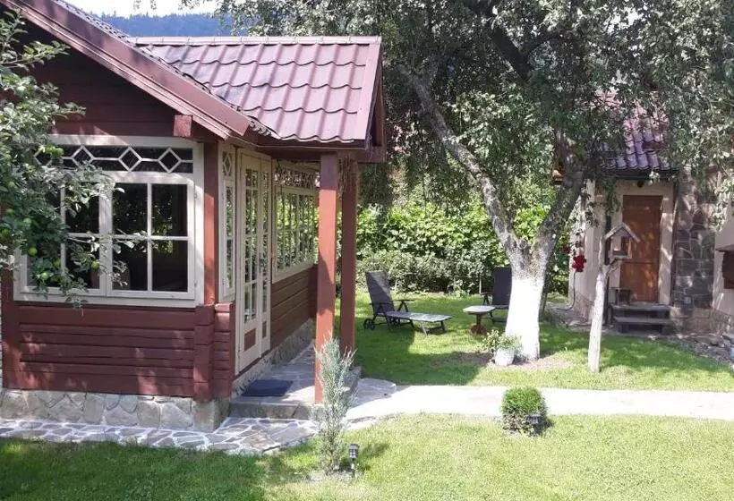 Retkeilymaja у тарнавских