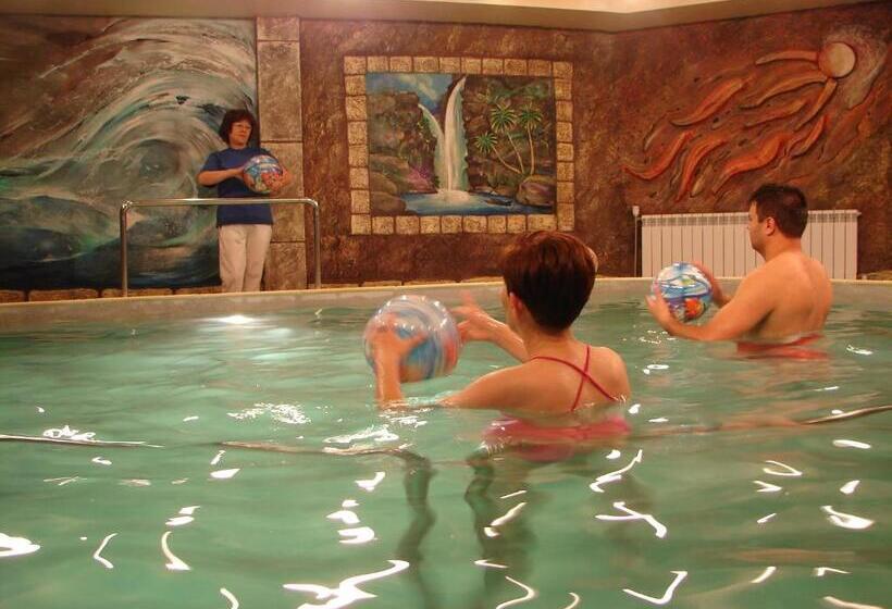 فندق спа хотел калифорния