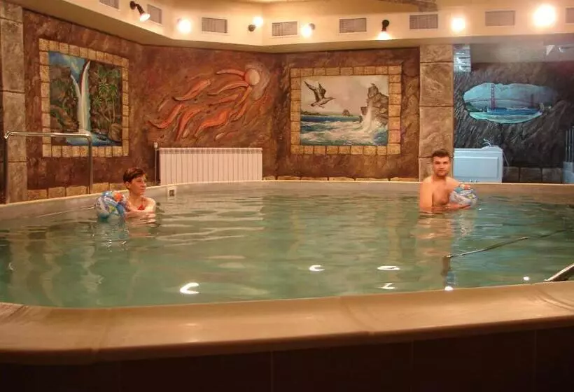 ホテル спа хотел калифорния