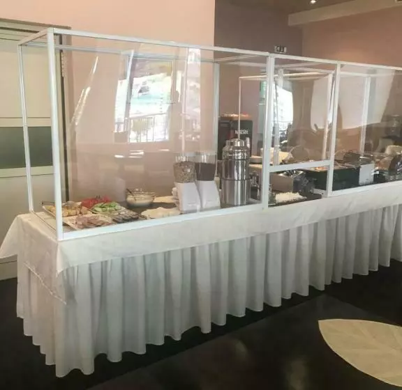 ホテル хотел свети николай приморско